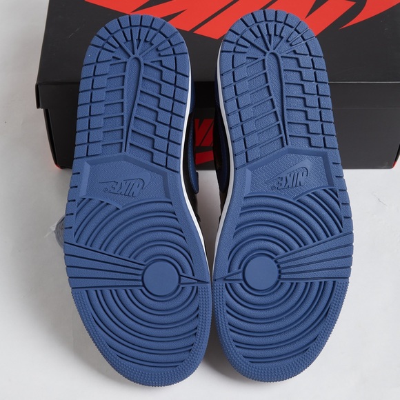 Air Jordan 1 Retro Low OG Men’s Size 8 - Picture 7 of 9